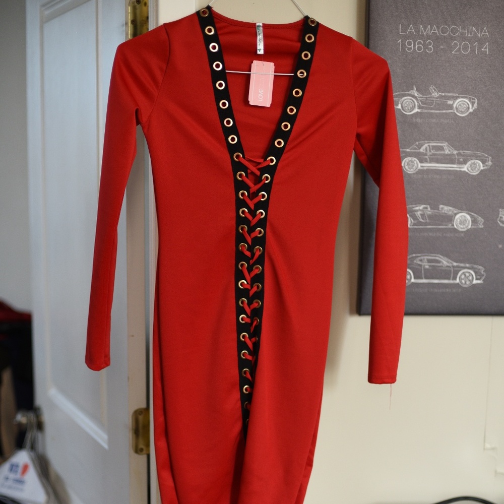 Red Long Sleeve Lace Up Bodycon Dress